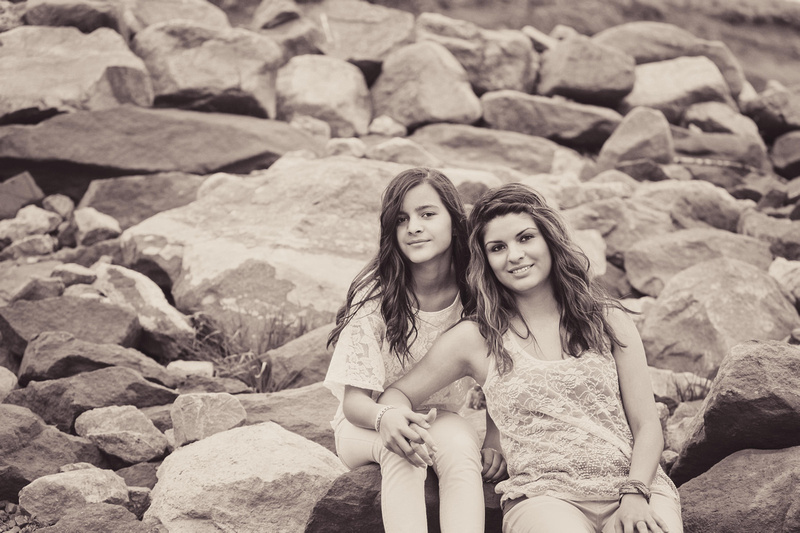 family portraits in Red Rocks Denver Colorado